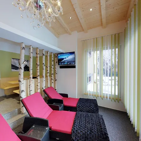 ゲストハウス ペンション トロヤホーフ ハイリゲンブルート