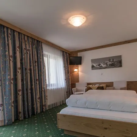 Trojerhof 3* היליגנבלוט