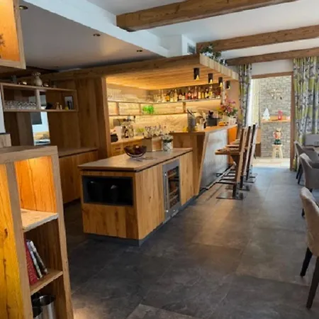 Trojerhof Guest house 3*