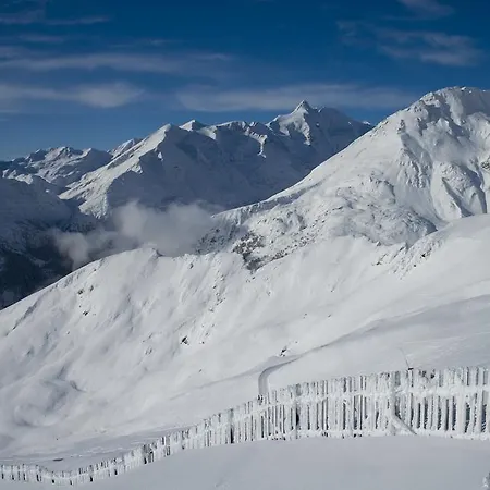 ゲストハウス ペンション トロヤホーフ 3*