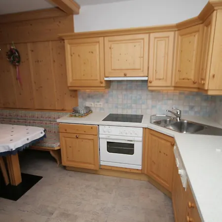 בית הארחה Trojerhof 3*