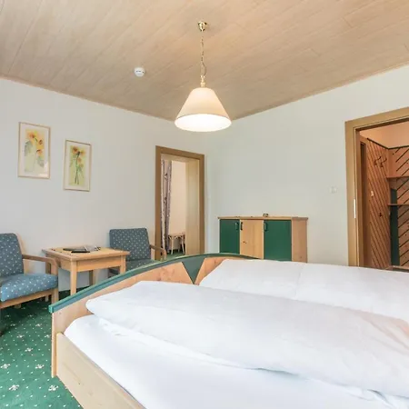 Trojerhof Gasthof 3*