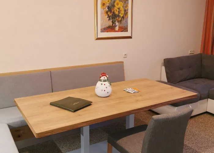 Guest house Trojerhof 3*